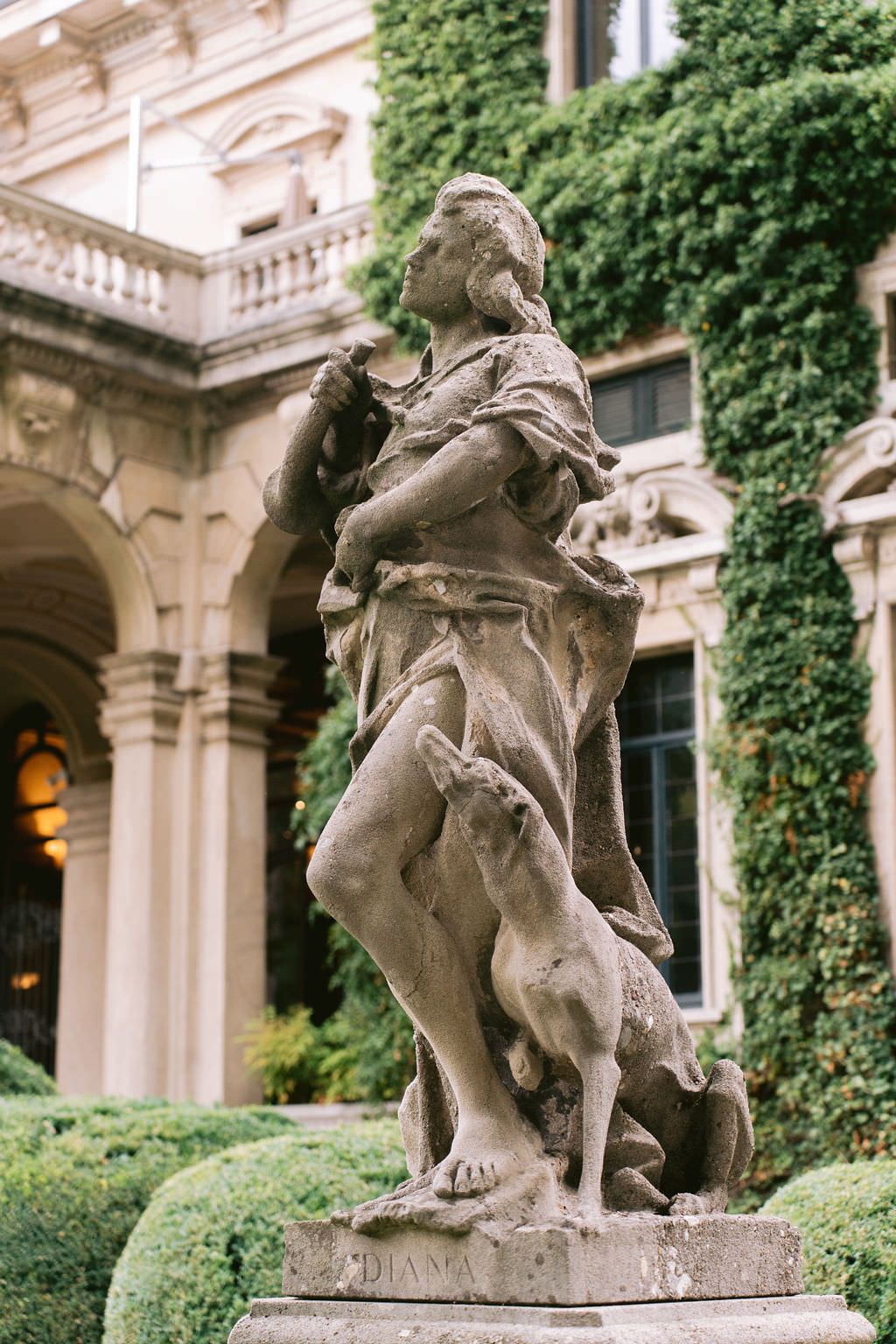 Lake-Como-wedding-at-villa-erba-005